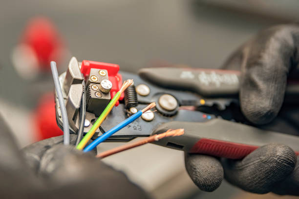 Best Electrical Outlet Repair  in Manhattan Beach, CA